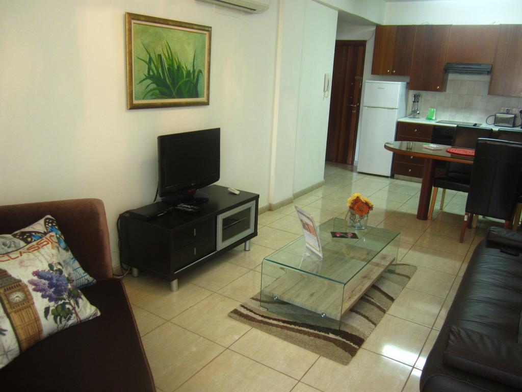 Marina Apartments 211 Larnaca Exteriör bild
